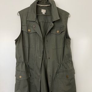 Army green vest, adjustable drawstring waist